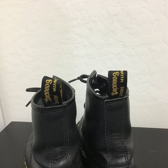 Doc Dr Martens 11821 Black Leather 8 Eye Lace Up Combat Boot Women Size 5 - Picture 3 of 11
